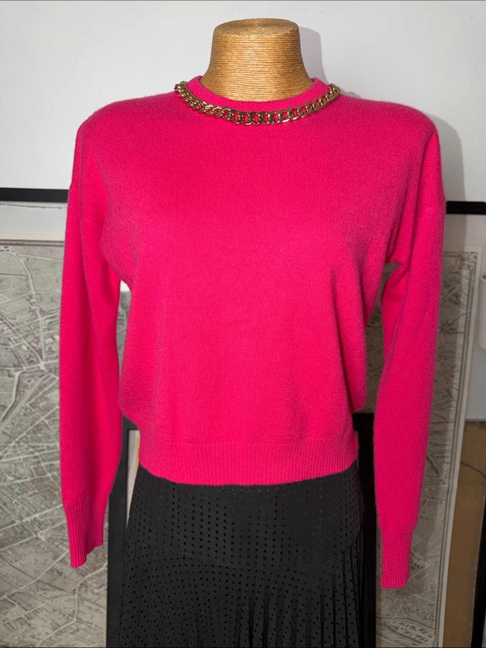 INTERMIX CASHMERE Bright Pink Women's Crewneck Sweater